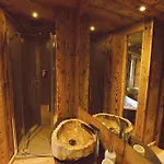 La Maison De Dolphe De Charme & Art Gallery 3*