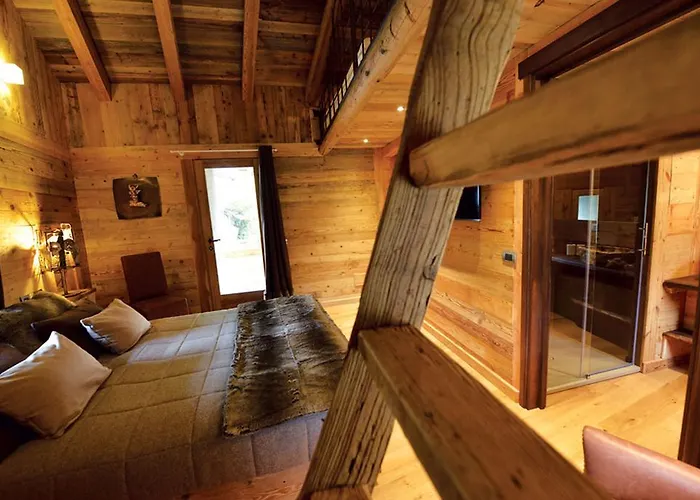 Bed & Breakfast La Maison De Dolphe De Charme & Art Gallery 3*