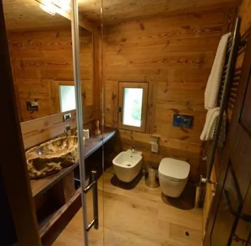 Bed & Breakfast La Maison De Dolphe De Charme & Art Gallery 3*